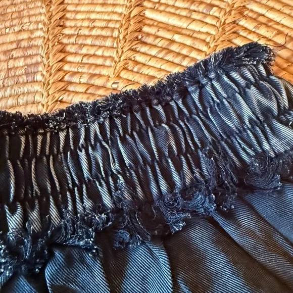 New Zenana Outfitters Black High Waist Fringed Hem Shorts - Picture 9 of 10